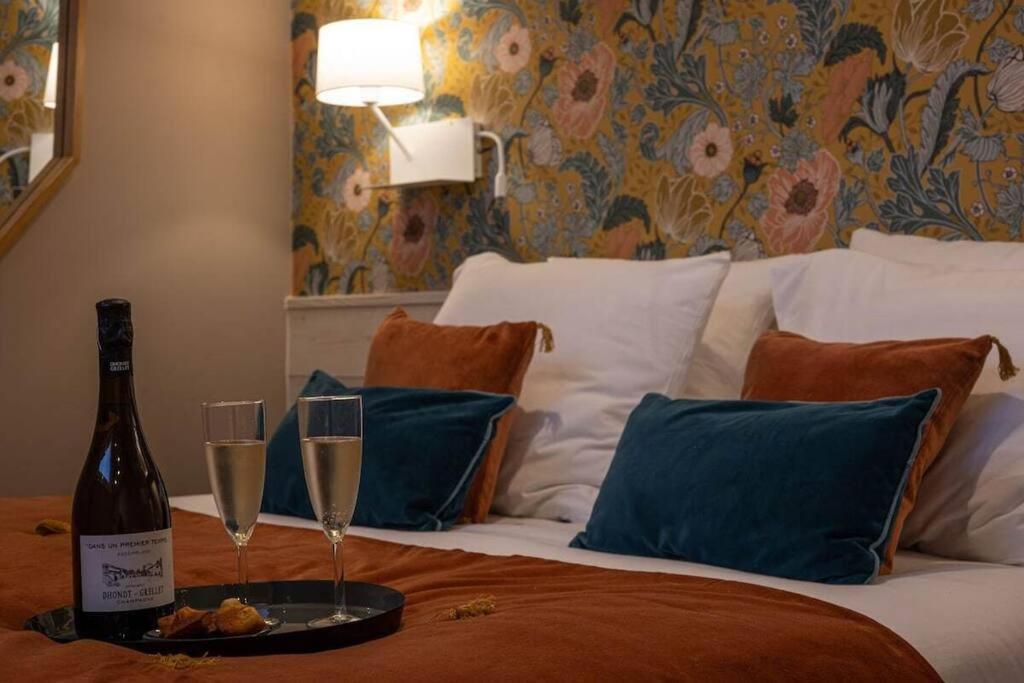 My Boudoir Apartment Paris Exterior photo